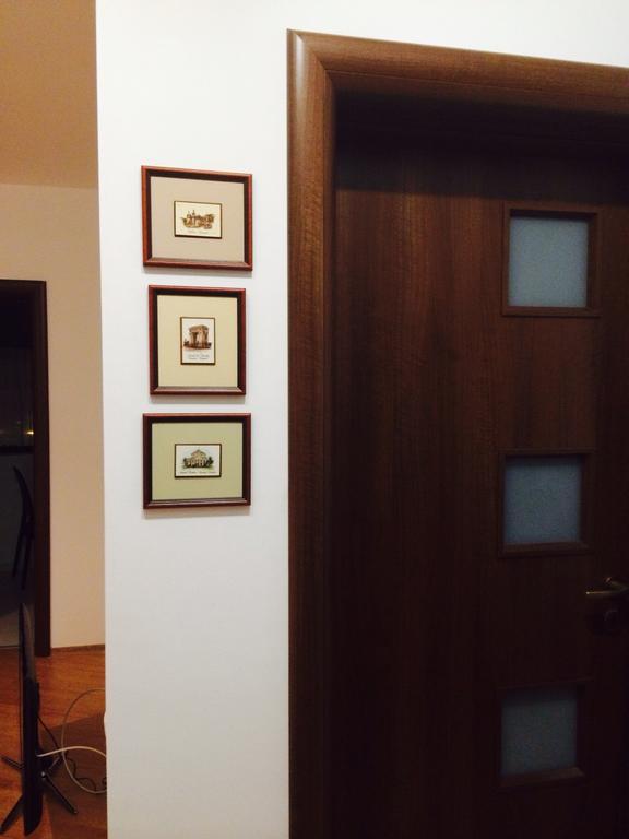 Apartament Cosmo Plaza Bucureşti
