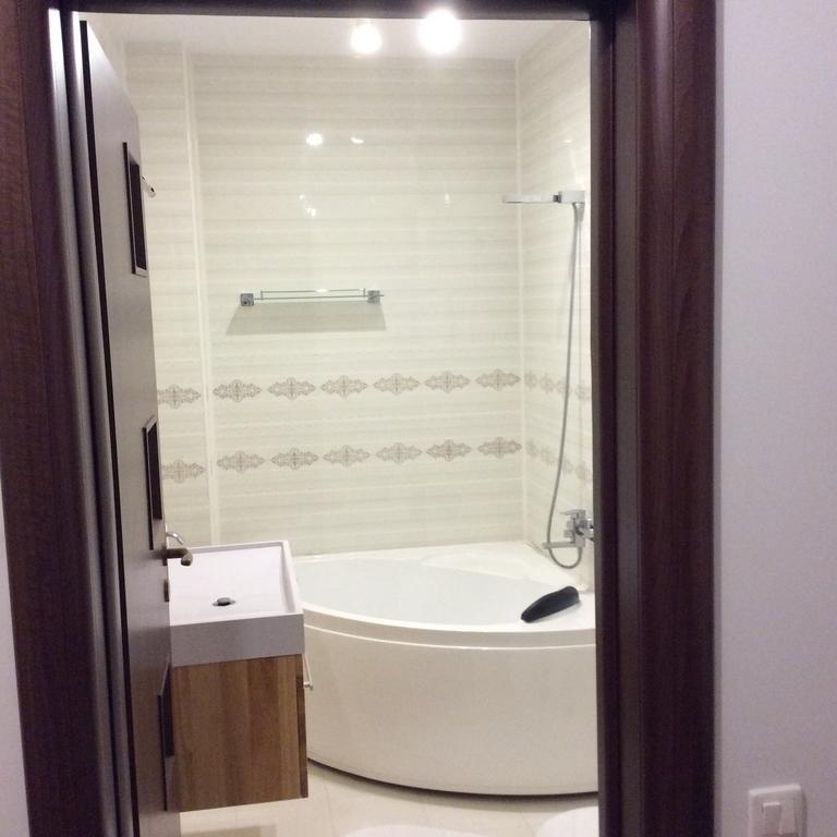 Apartament Cosmo Plaza Bucureşti